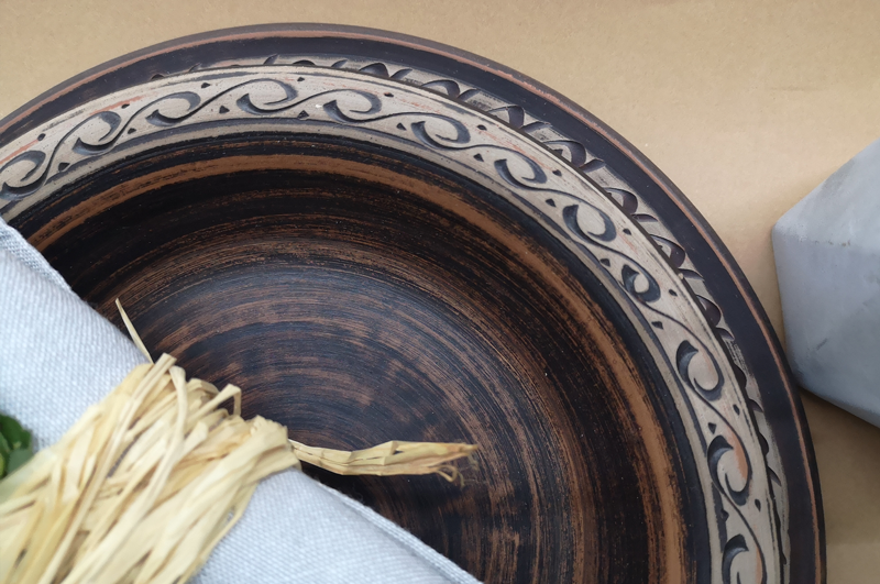 činije od mlečne keramike